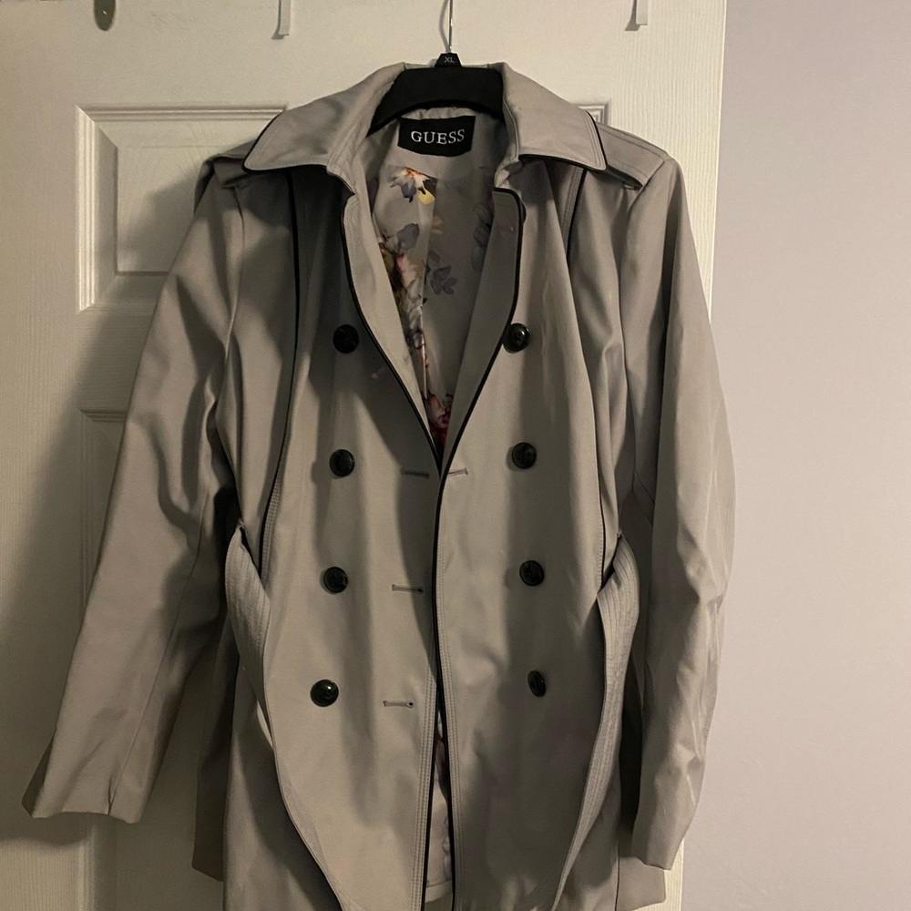 Guess raincoat